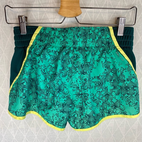 2/$30 Nike Printed Dash Running Short - Picture 4 of 7